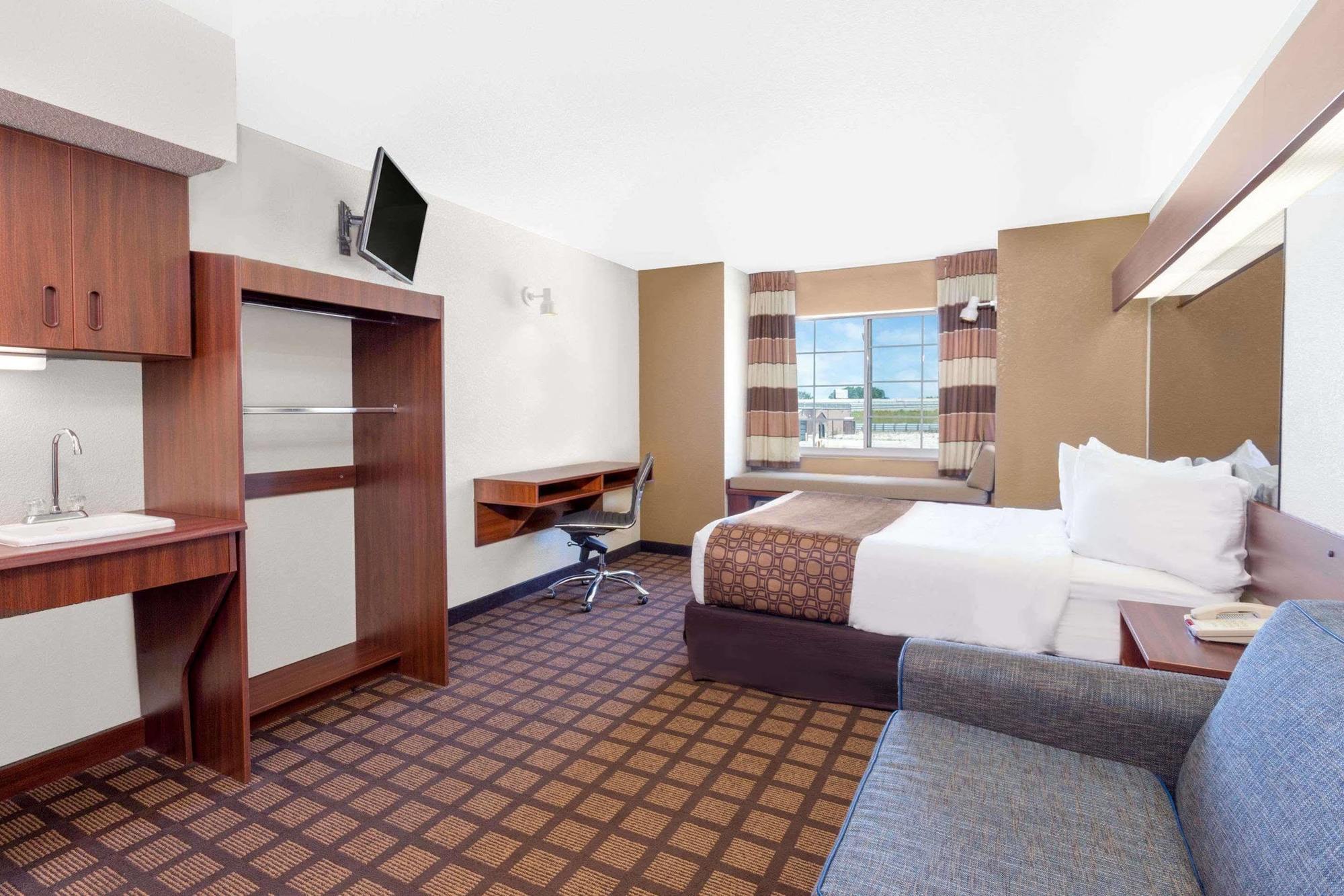 Microtel Inn & Suites By Wyndham Green Bay Extérieur photo