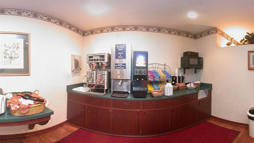 Microtel Inn & Suites By Wyndham Green Bay Extérieur photo