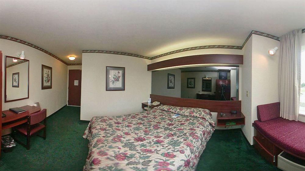 Microtel Inn & Suites By Wyndham Green Bay Extérieur photo